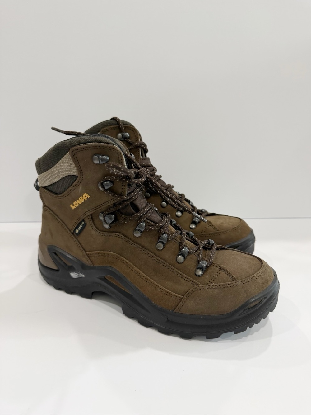 Lowa Renegade Goretex Men’s Hiking Boots